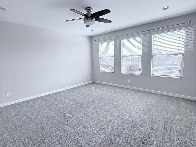 9519 W Fallen Leaf Ln — Photo 14