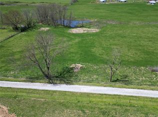 Chamberlain Dr, Gentry, AR 72734