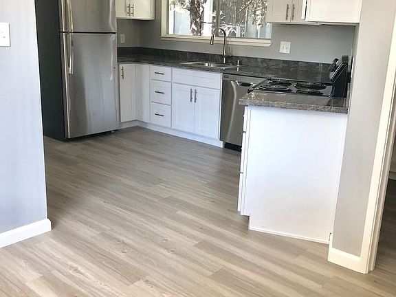 5th image of 2707 O St APT 13