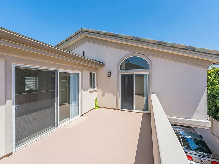 2213 Carnegie Ln #C — Photo 33