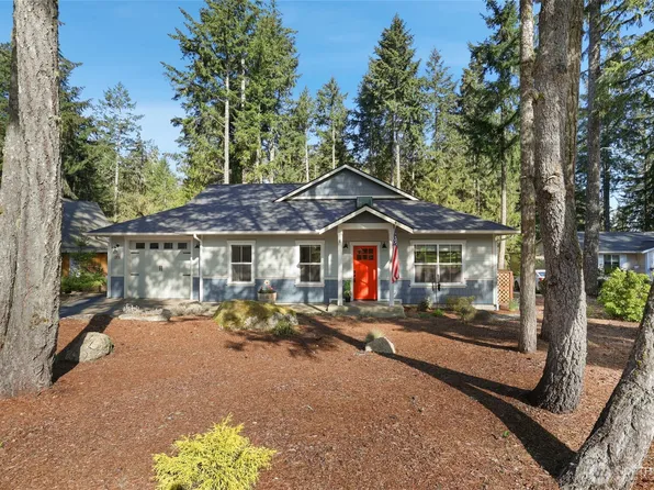 201 E Country Club Drive E, Union, WA 98592