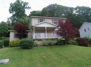 345 Forest Dr, Rostraver Township, PA 15012