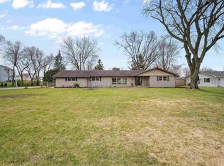705 Pelham Dr, Fort Wayne, IN