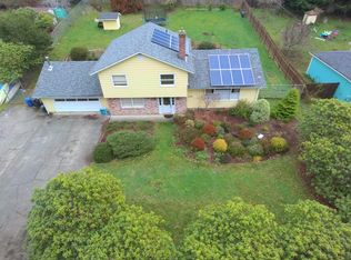 1289 Azalea Ave, McKinleyville, CA 95519