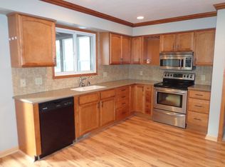 7445 Market Ave N, North Canton, OH 44720
