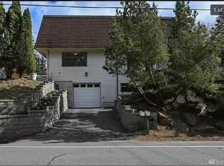 19604 Forest Park Dr NE, Shoreline, WA 98155