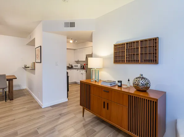 1304 Rufina Ln #B1, Santa Fe, NM 87507