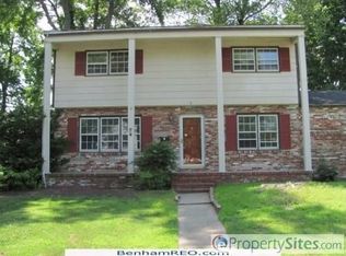 2 Yulee Ct, Hampton, VA 23669