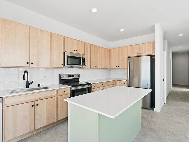 The Common Place Apartments — Photo 6