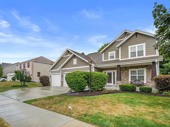 2nd image of 1809 Coldwater Creek DRIVE