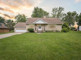 205 N Reinberg Ave, Scottville, MI 49454