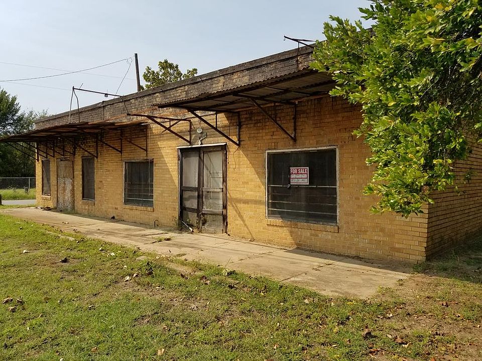 1st image of 1310 W Royall Blvd