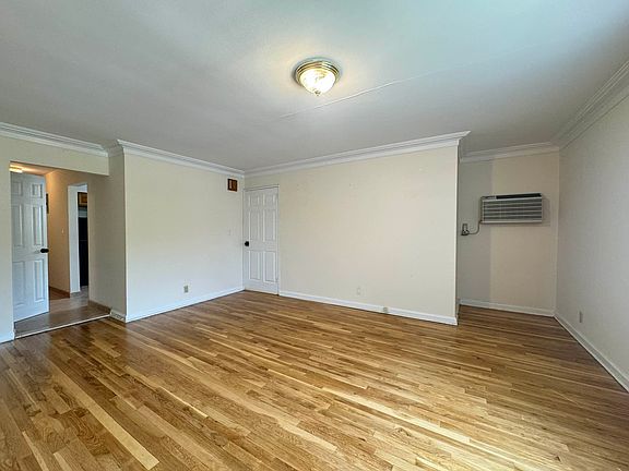 3rd image of 15111 23rd Ave #2