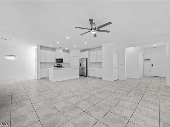2728 Lindsey Springs St, Las Vegas, NV 89142
