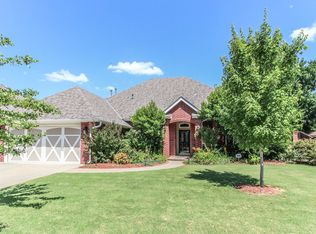 713 Cedarbrook Dr, Norman, OK 73072