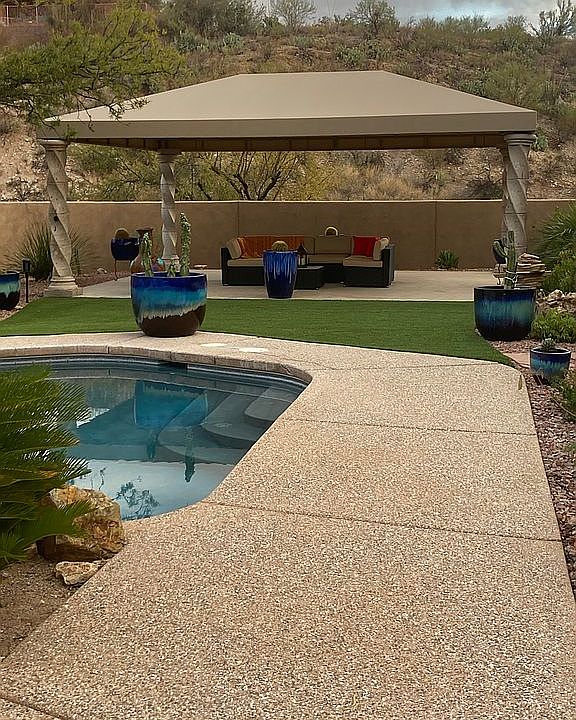 Pool and great gazebo