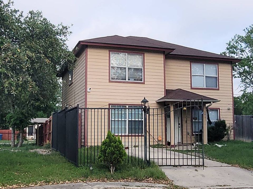 2nd image of 1511 Villa Flores