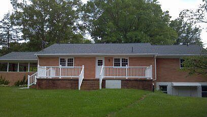 3rd image of 3516 Westover Dr