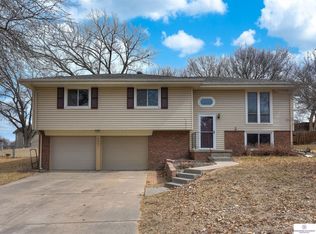 1007 Conestoga Rd, Papillion, NE 68046