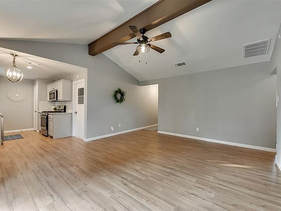 5th image of 1512 Rosewood Ln