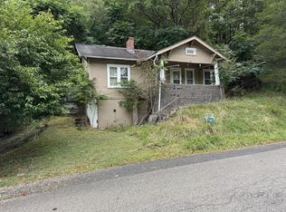 28 Calvary Ln, Fairmont, WV 26354