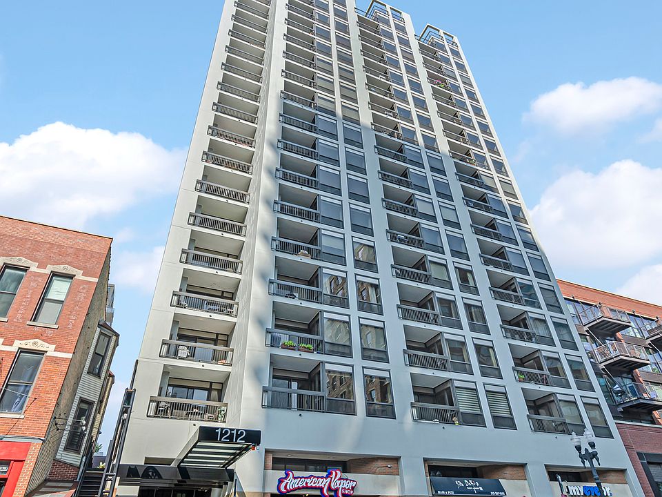 1st image of 1212 N Wells St APT 703