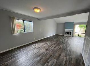 130 E 21st St #B, Costa Mesa, CA 92627