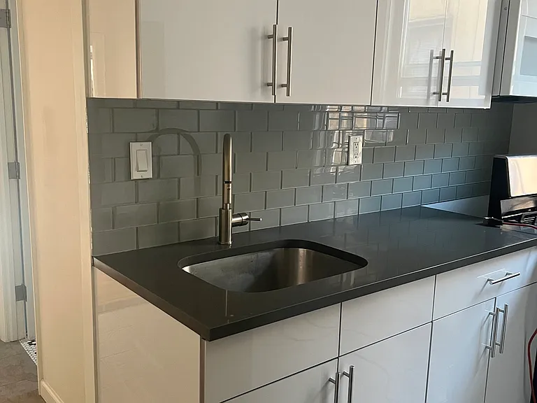 30-75 44th St #3F — Photo 1