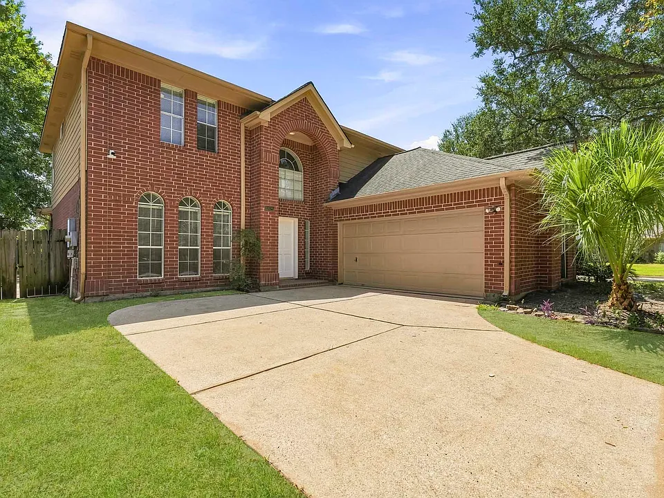 1925 Lori Ct
