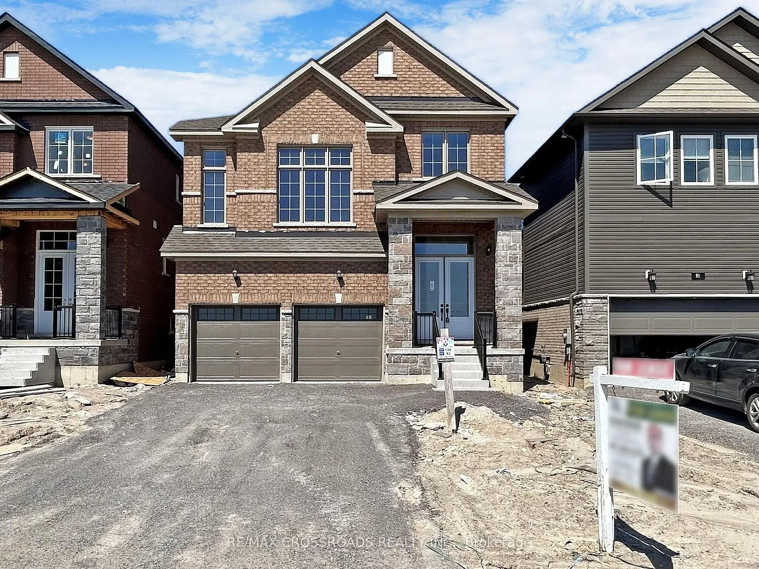4 bed, $3,500 — Photo 1
