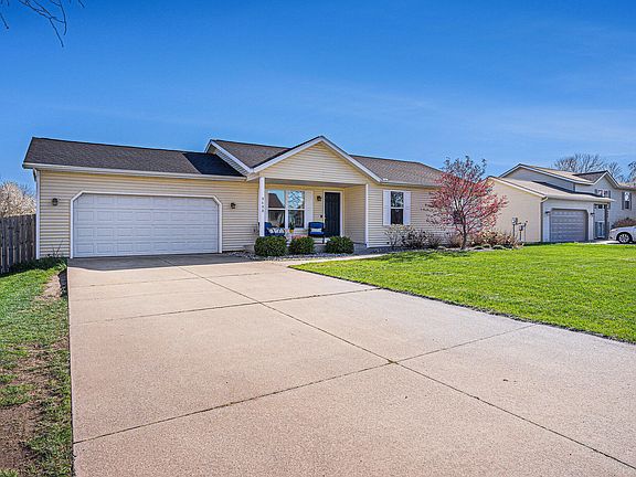 4th image of 9488 Northwind Dr