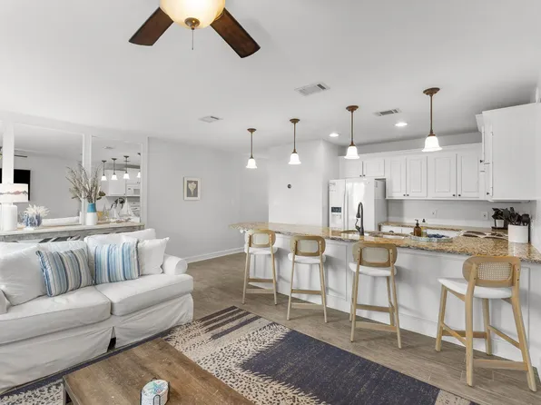 485 Gulf Shore Dr Unit 103, Destin, FL 32541