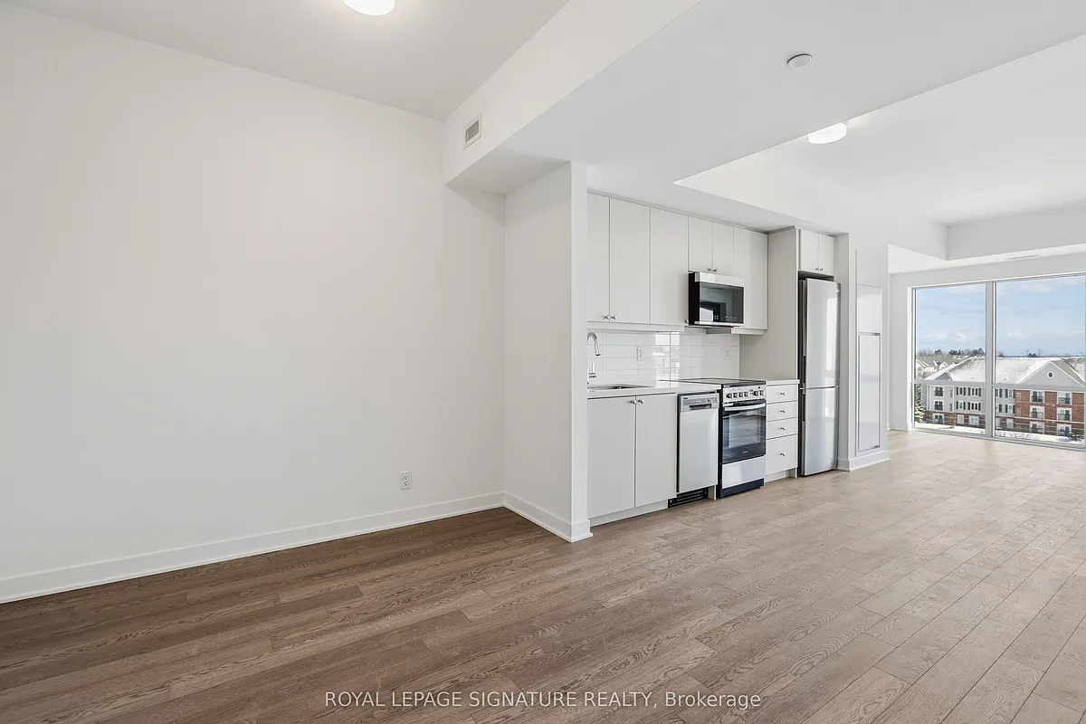 Building Photo - 51 Clarington Blvd #501