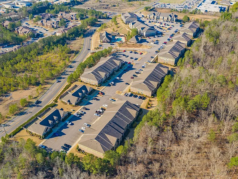 Grand Reserve at Pelham — Photo 18