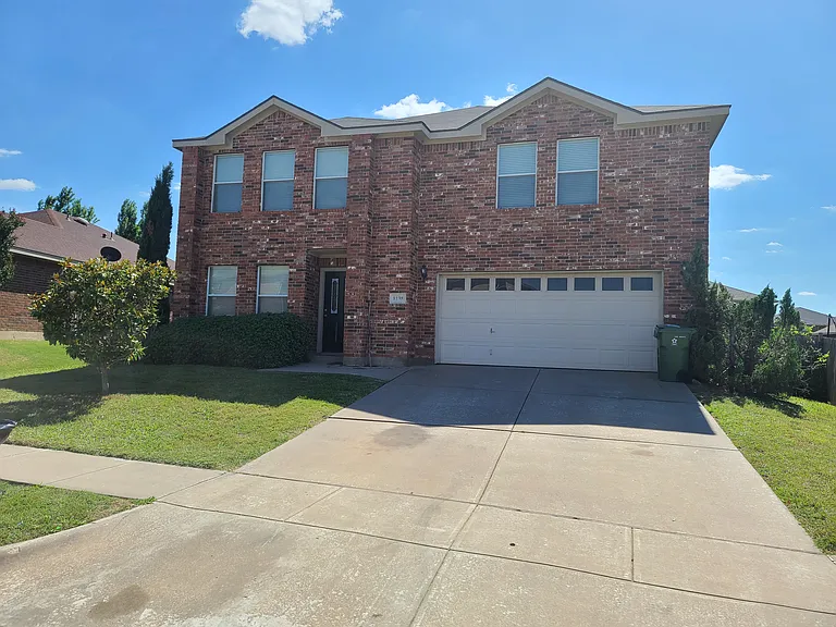 8138 Mossberg Dr — Photo 47