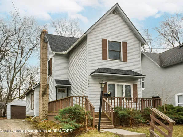 227 S 8th St, Lansing, MI 48912