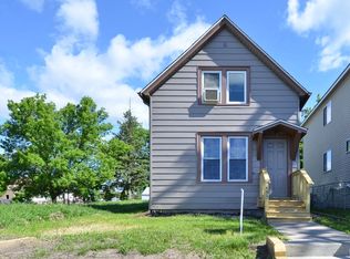 493 Hatch Ave, Saint Paul, MN 55117