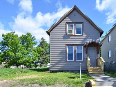 493 Hatch Ave, Saint Paul, MN, 55117