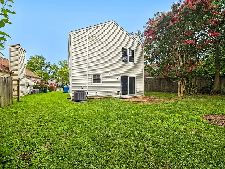 5408 Lord Dunmore Ct — Photo 36