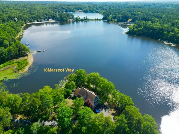 18 Marscot Way, Plymouth, MA 02360