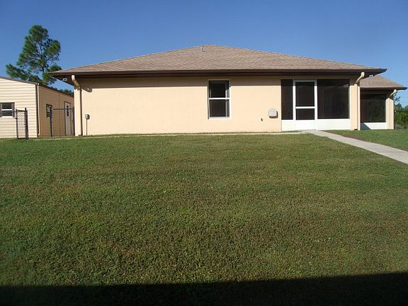 4th image of 6617 Amaryllis Dr