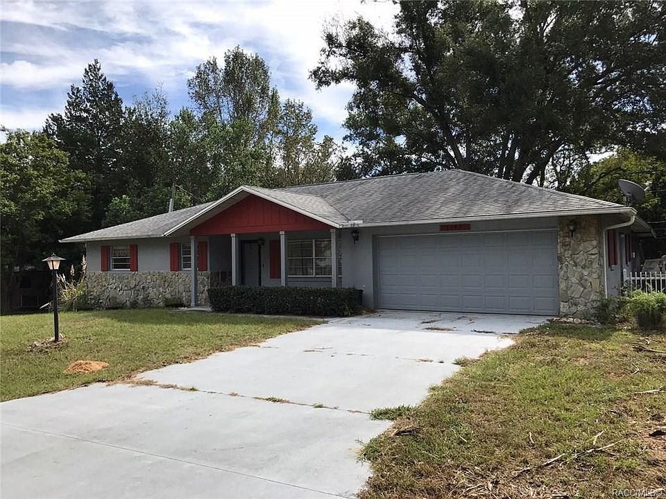 1st image of 3189 N Brackenfern Point