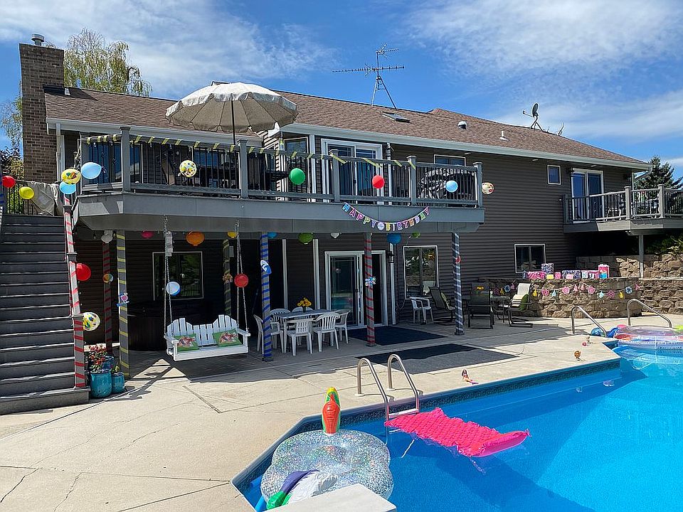 1st image of N8202 Lake View Cir