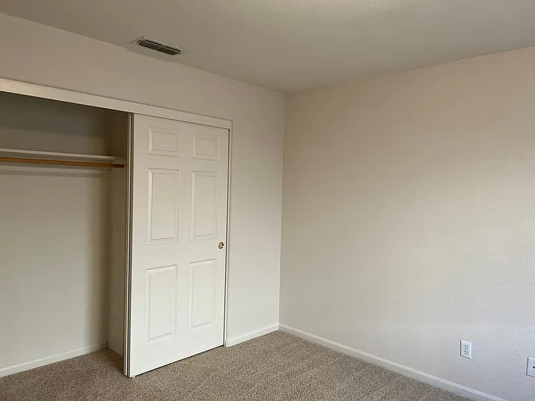 4501 Waitsfield Cir — Photo 43