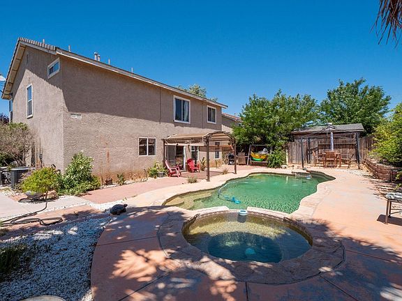 2nd image of 3254 Marbella Ln