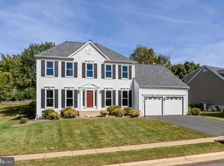 43317 Wayside Cir, Ashburn, VA 20147
