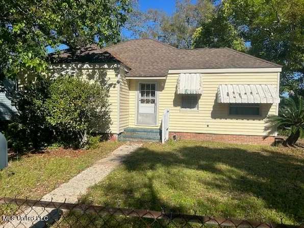 199 Keesler Cir, Biloxi, MS 39530