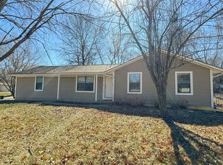 12 SE 190th Rd, Warrensburg, MO 64093