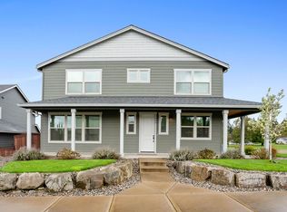 904 E Tanoak Ave, La Center, WA 98629