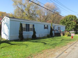 15 Fishing Rock Rd, Newport, NY